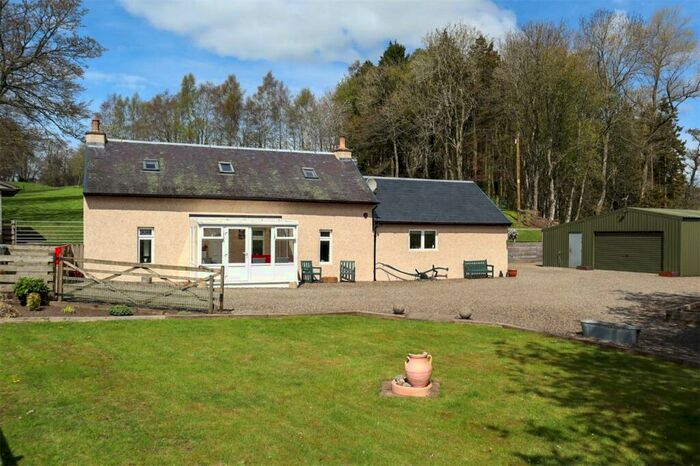 3 Bedroom Detached House For Sale In Biggar, South Lanarkshire, ML12