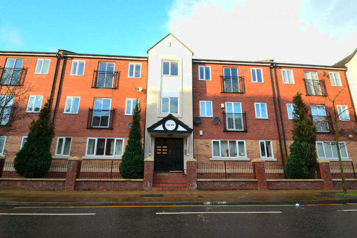 2 Bedroom Apartment For Sale In Stretford Road, Hulme, Manchester., M15