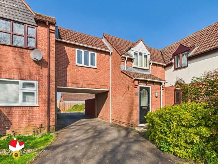 3 Bedroom Terraced House To Rent In Lanham Gardens, Quedgeley, Gloucester, GL2