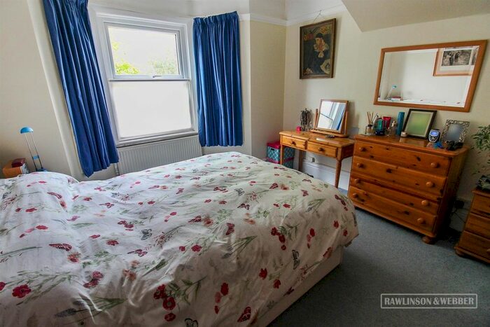 3 Bedroom Detached Bungalow For Sale In Monks Avenue, West Molesey, KT8