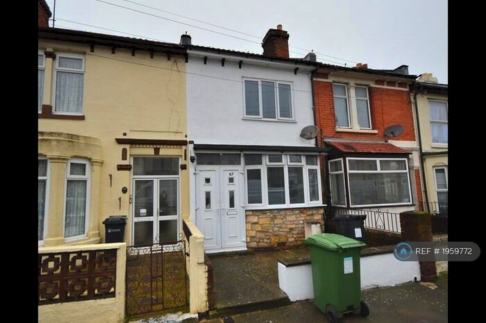 3 Bedroom Terraced House To Rent In North End Grove, Portsmouth, PO2