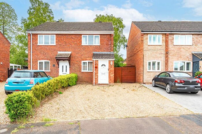 2 Bedroom Semi-Detached House For Sale In Henrys Court, Watton, IP25