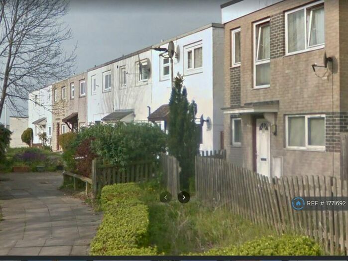 6 Bedroom Terraced House To Rent In Swanstead, Basildon, SS16