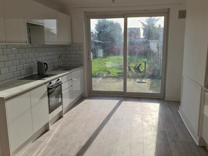 3 Bedroom Terraced House To Rent In Loretto Gardens, Kenton HA3