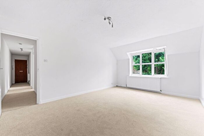 1 Bedroom Flat For Sale In Grove Road, Sutton, SM1