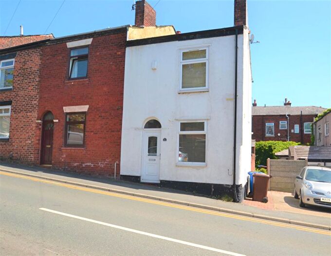 2 Bedroom End Of Terrace House To Rent In Astley Street, Tyldesley, M29