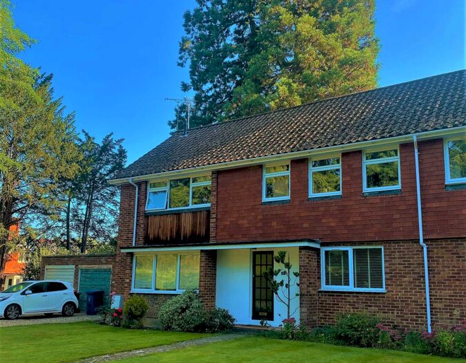 2 Bedroom Maisonette To Rent In Islet Park Maidenhead, SL6