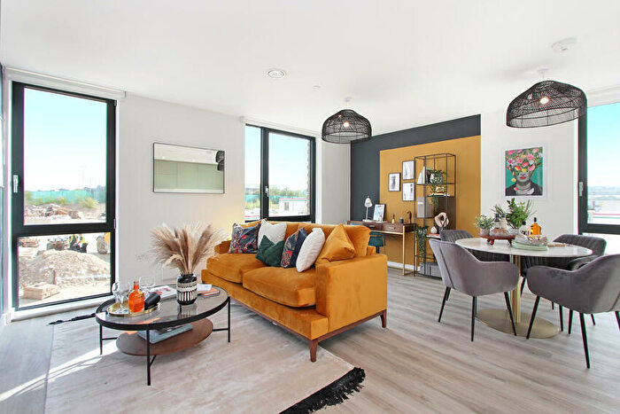 1 Bedroom Apartment For Sale In Kimpton Road, Luton, Bedfordshire, LU2