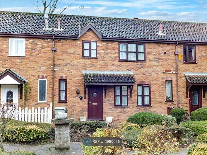 2 Bedroom Terraced House To Rent In Greetham Court, Skegness, PE25