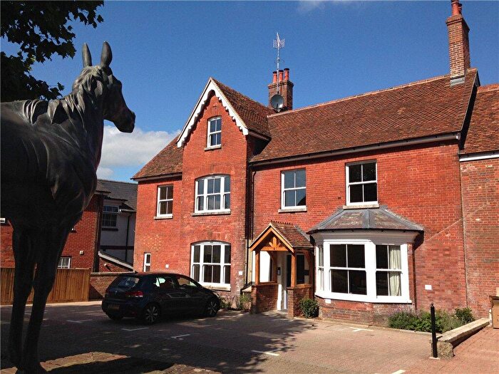 2 Bedroom Apartment To Rent In The Horsefair, Romsey, Hampshire, SO51