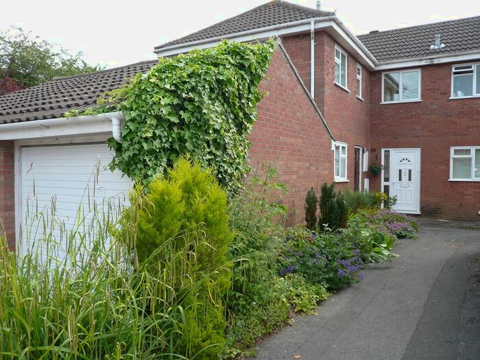2 Bedroom Terraced House To Rent In Lalande Close, Wokingham, RG41