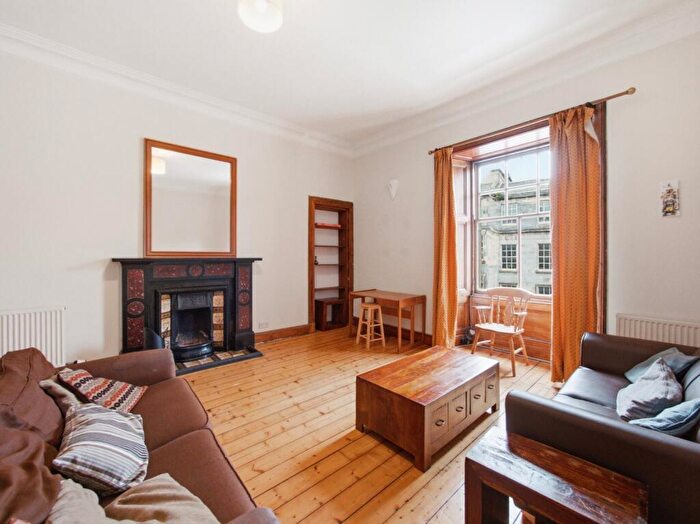 2 Bedroom Flat For Sale In / Broughton Street, Edinburgh, EH1