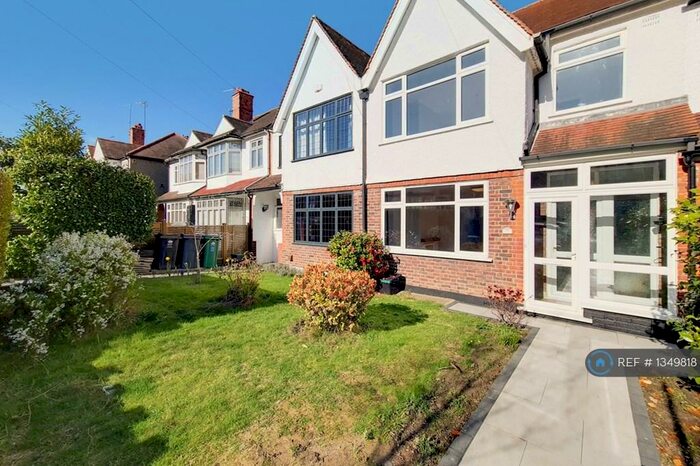 3 Bedroom Terraced House To Rent In Durham Road, Bromley, BR2