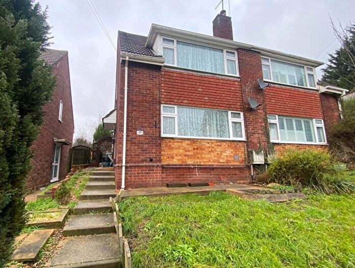 3 Bedroom Semi-Detached House For Sale In Colchester, CO4