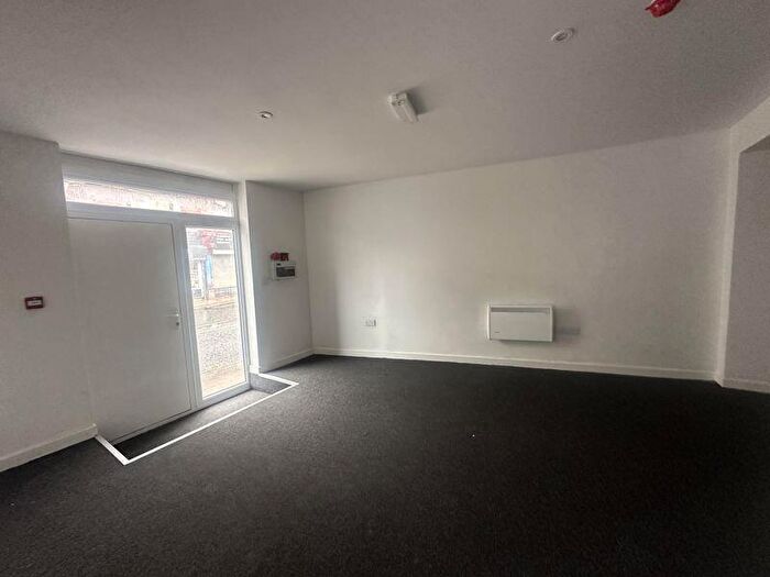 Detached House To Rent In Bridge Street, Heywood, OL10