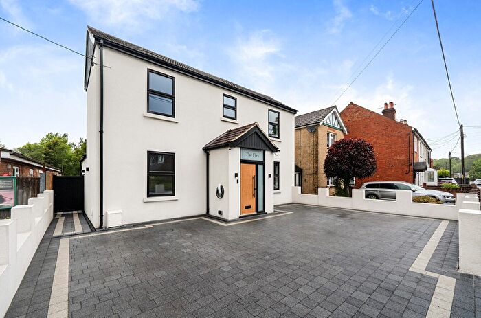 3 Bedroom Detached House For Sale In Frimley Road, Ash Vale, Surrey, GU12