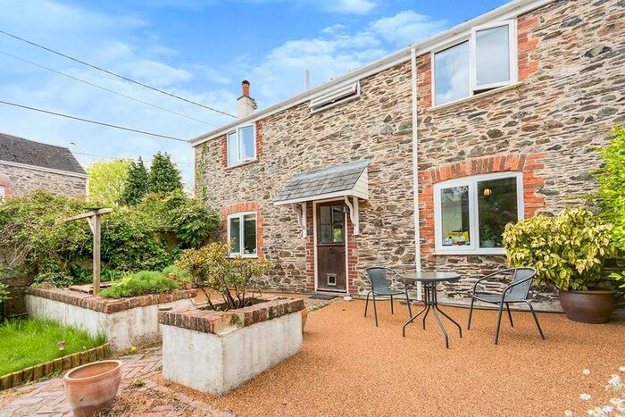 4 Bedroom Semi-Detached House For Sale In Old Hazard Cottages, Harberton, Totnes, TQ9