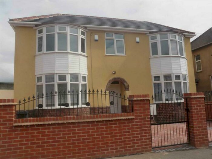 1 Bedroom Apartment To Rent In Toll End Road, Tipton, DY4