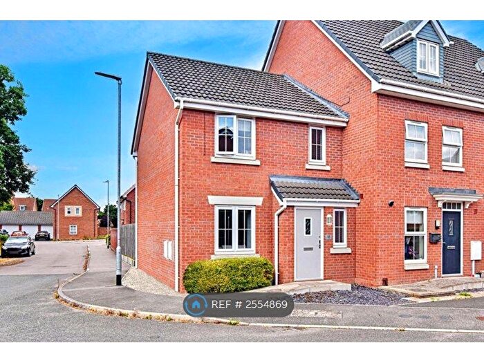 3 Bedroom Semi-Detached House To Rent In Brutus Court, North Hykeham, Lincoln, LN6