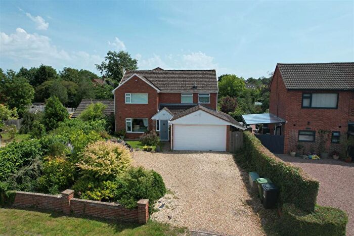 5 Bedroom Detached House For Sale In Broad Street, Hartpury, Gloucester, GL19