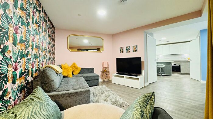 1 Bedroom Flat To Rent In St. Thomas Street, Bristol, BS1