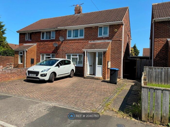 3 Bedroom Semi-Detached House To Rent In Frankland Road, Durham, DH1