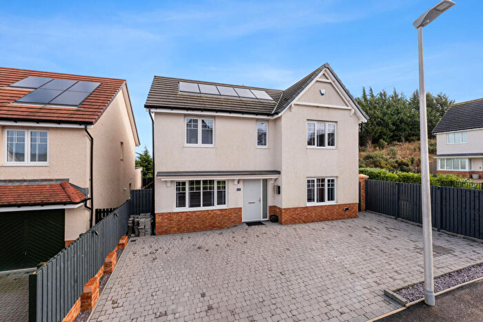 4 Bedroom Detached House For Sale In Lyon Crescent, Barrhead, G78