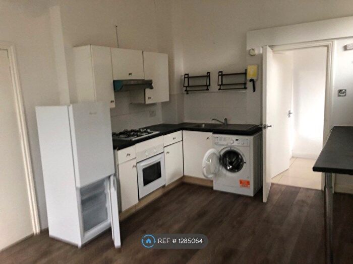 1 Bedroom Flat To Rent In Purely, Surrey, CR8