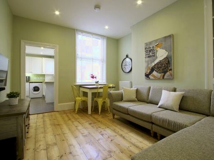 5 Bedroom Terraced House To Rent In Newstead Grove, Nottingham, NG1