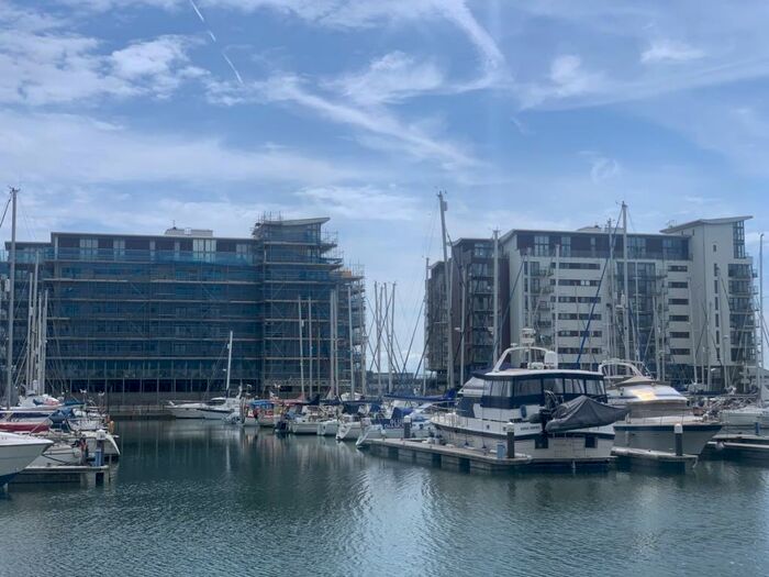 2 Bedroom Flat To Rent In Rapala Court, BN23