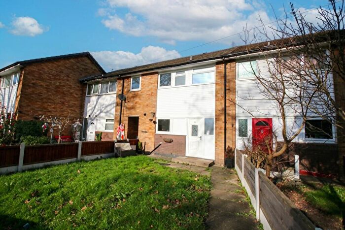 3 Bedroom Terraced House To Rent In Cutnook Lane, Irlam, M44