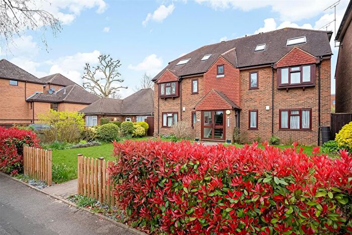 2 Bedroom Flat For Sale In Chandler Court, Holmwood Gardens, Wallington, SM6
