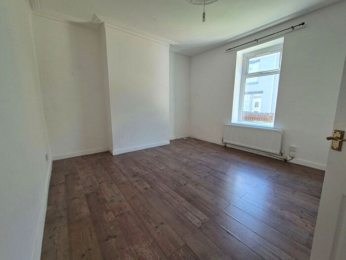 2 Bedroom Flat To Rent In Derby Street, Jarrow, NE32