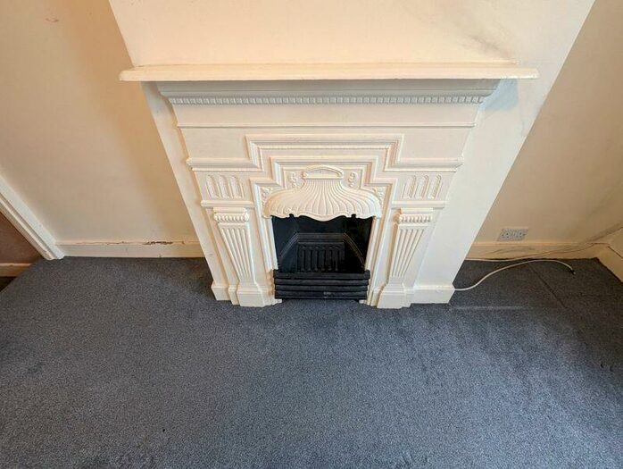 3 Bedroom Terraced House For Sale In Royal Oak Road, Bexleyheath, DA6
