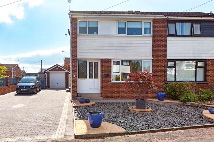 3 Bedroom Semi-Detached House For Sale In Canterbury Avenue, Lancaster, LA1