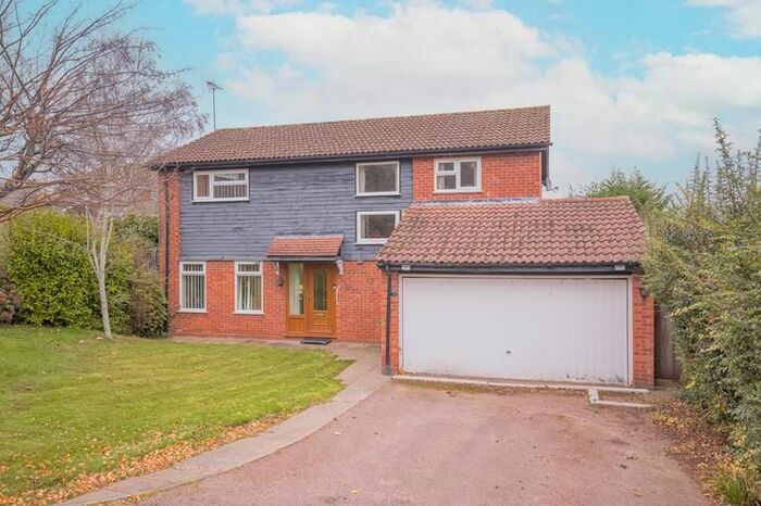 4 Bedroom Detached House For Sale In 14 The Moorlands, Malvern, Worcestershire WR14