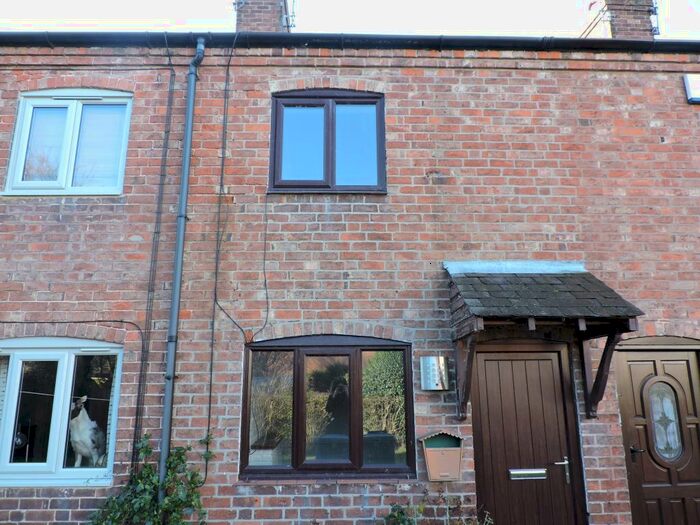 2 Bedroom Cottage To Rent In Easthorpe Cottages, Ruddington, NG11