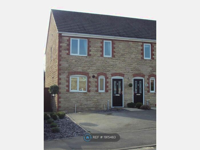3 Bedroom Semi-Detached House To Rent In Cropton Road, Royston, Barnsley, S71