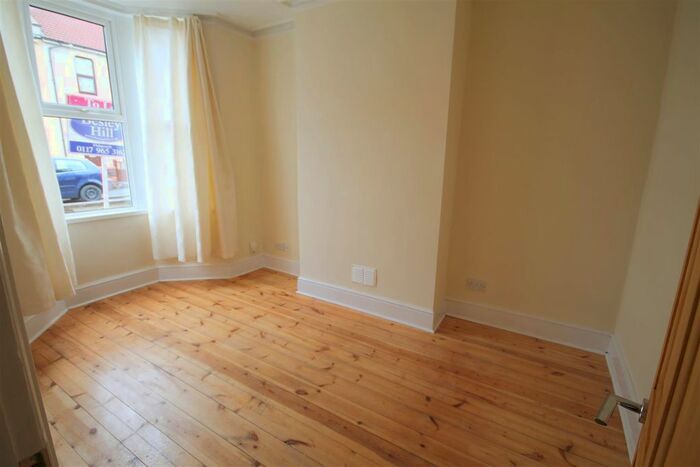 3 Bedroom Terraced House To Rent In Grove Park Terrace, Fishponds, Bristol, BS16