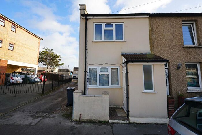 3 Bedroom Terraced House To Rent In Gipsy Lane, Grays, RM17