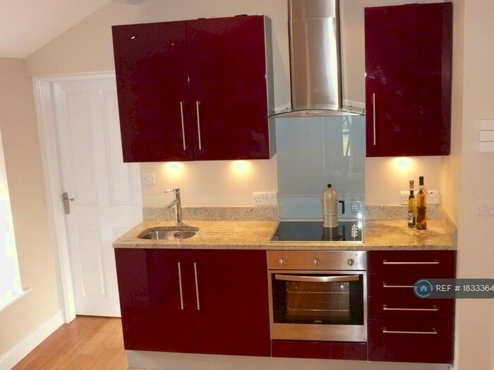 1 Bedroom Flat To Rent In Station Road, Burley In Wharfedale, Ilkley, LS29