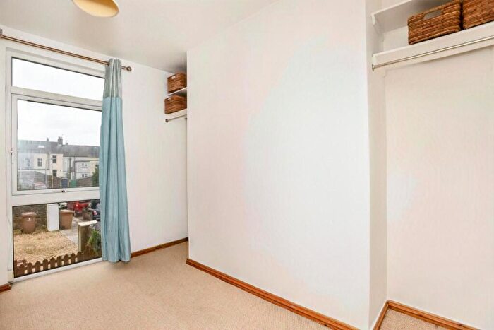 1 Bedroom Flat To Rent In Pearson Road, Plymouth, PL4