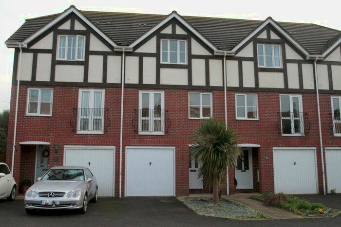 3 Bedroom Terraced House To Rent In Norfolk Road, Littlehampton, West Sussex BN17
