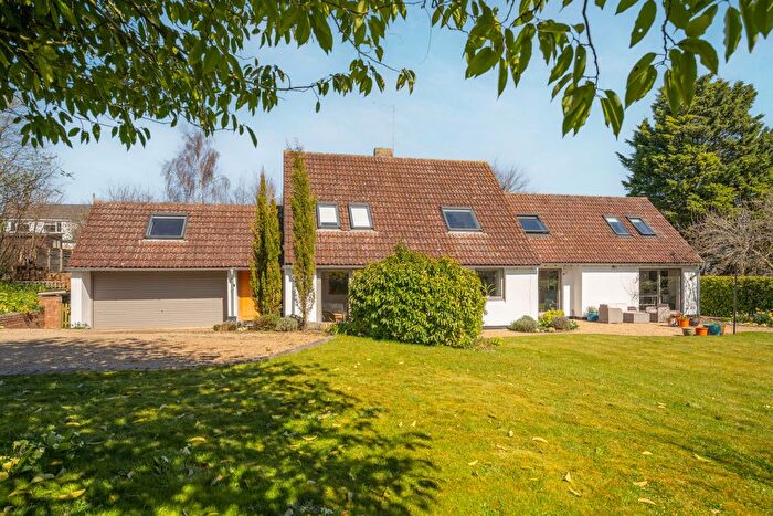 5 Bedroom Detached House For Sale In Turnip Close, Chearsley, Aylesbury, Buckinghamshire, HP18