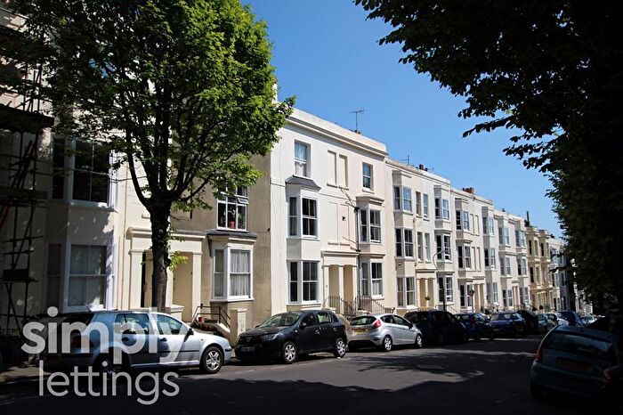 2 Bedroom Flat To Rent In York Road, Hove, BN3