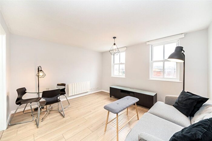 2 Bedroom Flat To Rent In Deptford Church Street, London, SE8