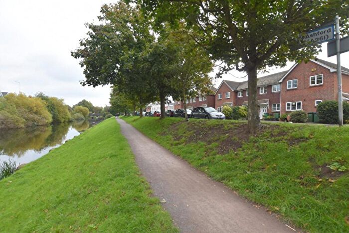 3 Bedroom End Of Terrace House For Sale In Portland Road, Hythe, CT21