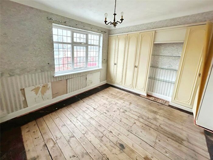 2 Bedroom Semi-Detached House For Sale In Central Avenue, Bucknall, Stoke On Trent, Staffordshire, ST2