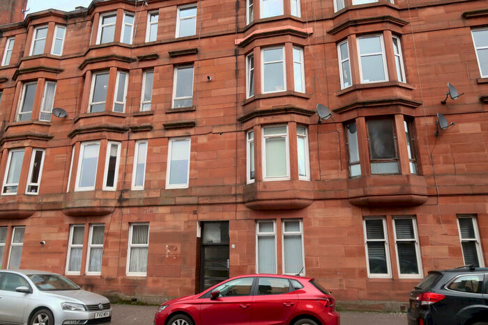 1 Bedroom Ground Flat To Rent In Bowman Street, Govanhill, G42