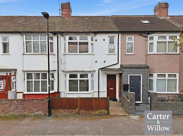 3 Bedroom Terraced House To Rent In Gresham Road, London, E16